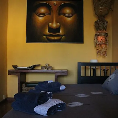 Loft Apartment *